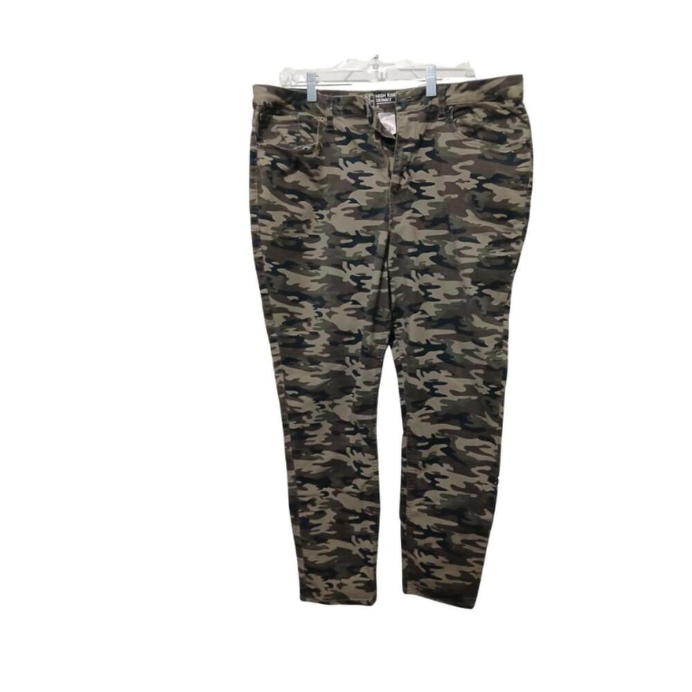 No Boundaries Women's High Rise Skinny Jeans - Camouflage Print